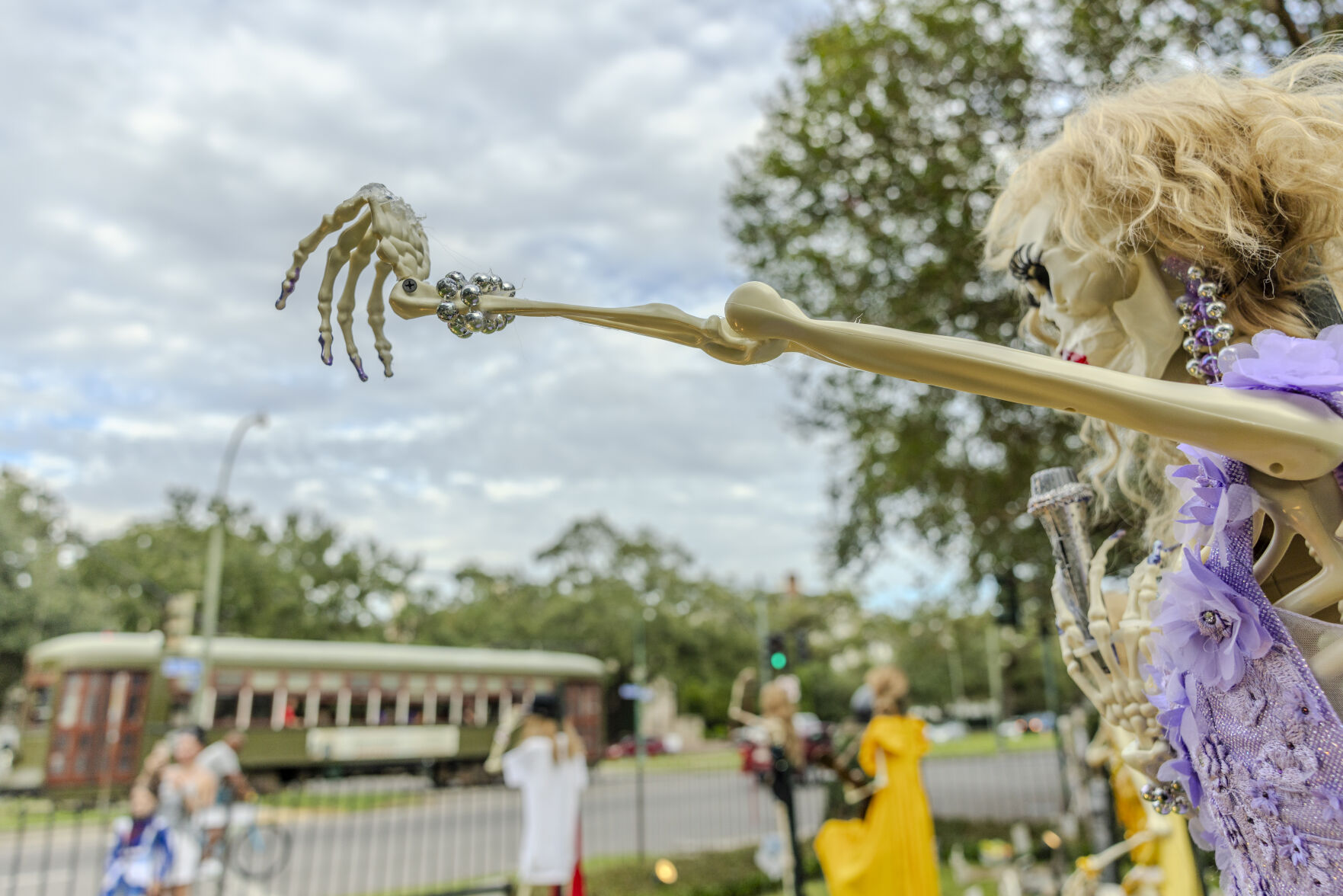 NO.skeletons.adv_450.JPG